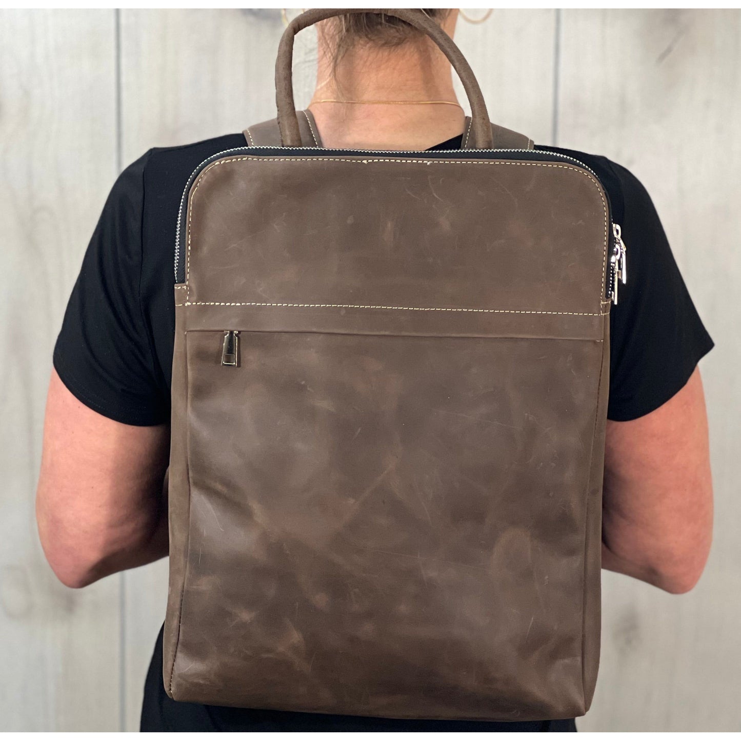 Benjamin's Leatherᵀᴹ "LAPTOP BACKPACK"